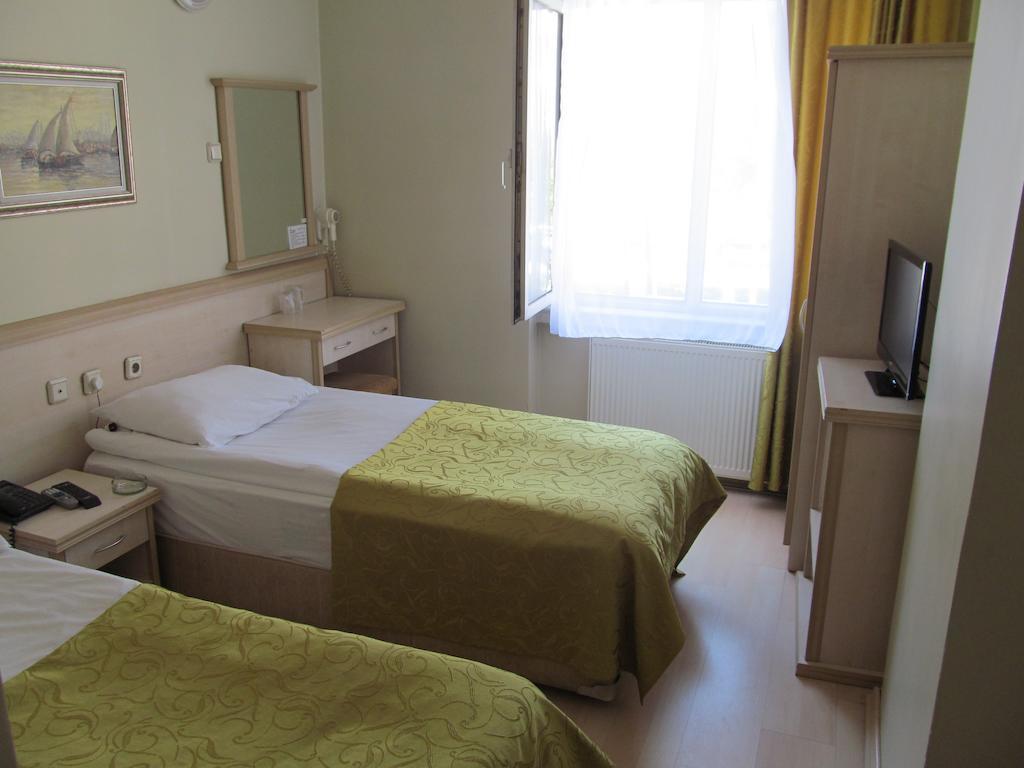 Kolagasi Hotel Corum Habitación foto